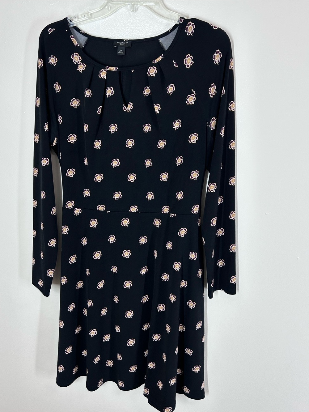 Ann Taylor Black Long Sleeve Floral Knit Dress Knee Length LP Large Petite